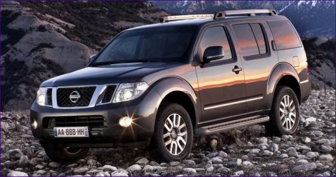 Nissan Pathfinder 3