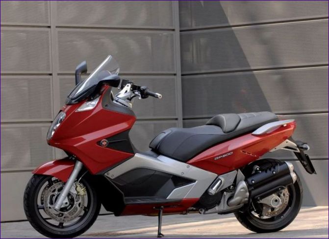 Gilera GP800