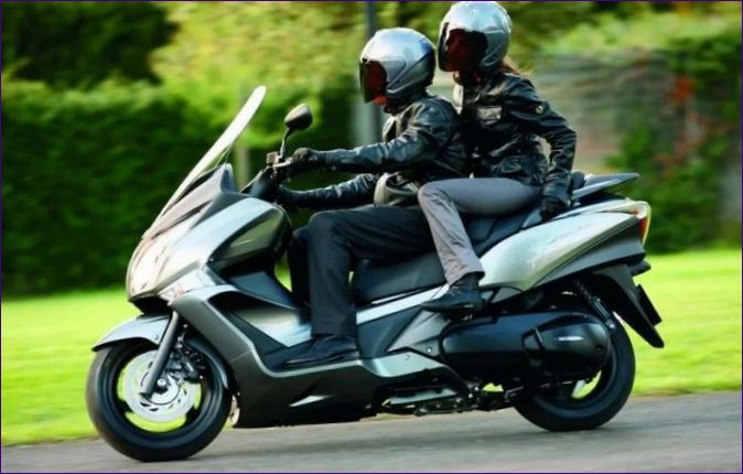 Honda Silver Wing 600