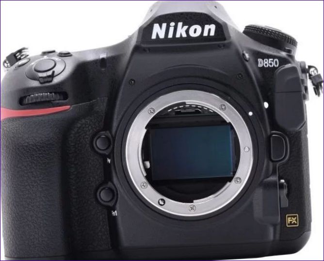 NIKON D850