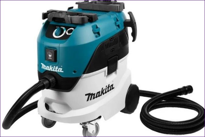 Makita VC4210L, 1200W