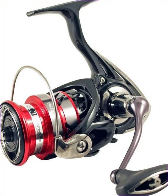 DAIWA NINJA LT 2500