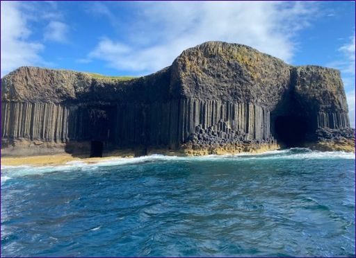 Fingalow Cave, Skottland