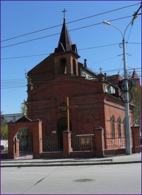 Kyrkan Sankt Josef brudgummen