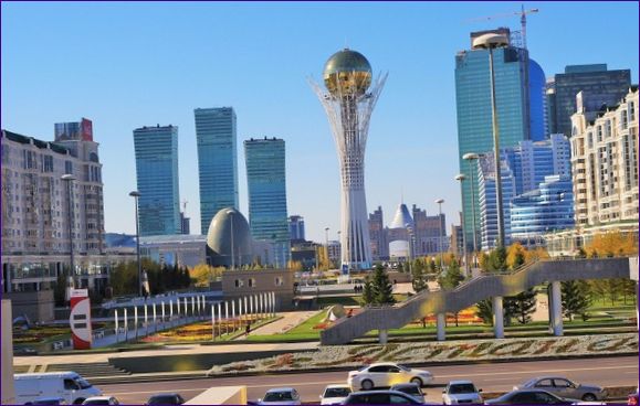 Astana Bayterek-monumentet