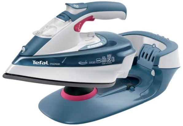 Tefal FV9920E0 sladdlöst strykjärn