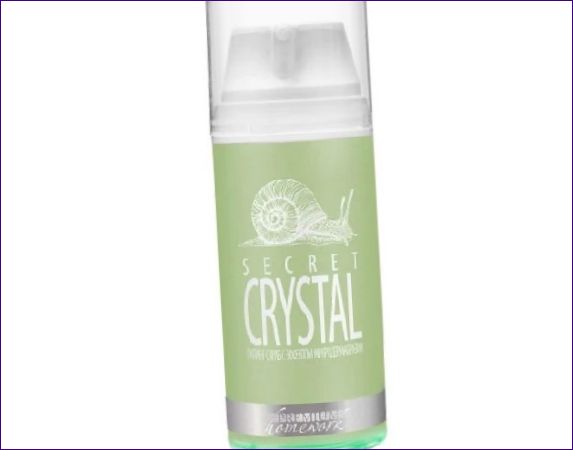 Premium Peel-off Scrub Homework Secret Crystal med mikrodermabrasionseffekt