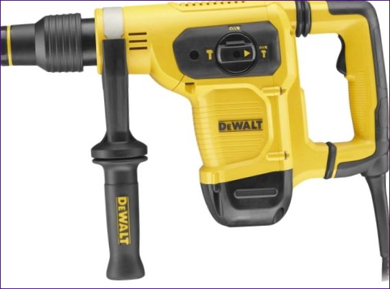 DeWALT D25481K, 1050 W