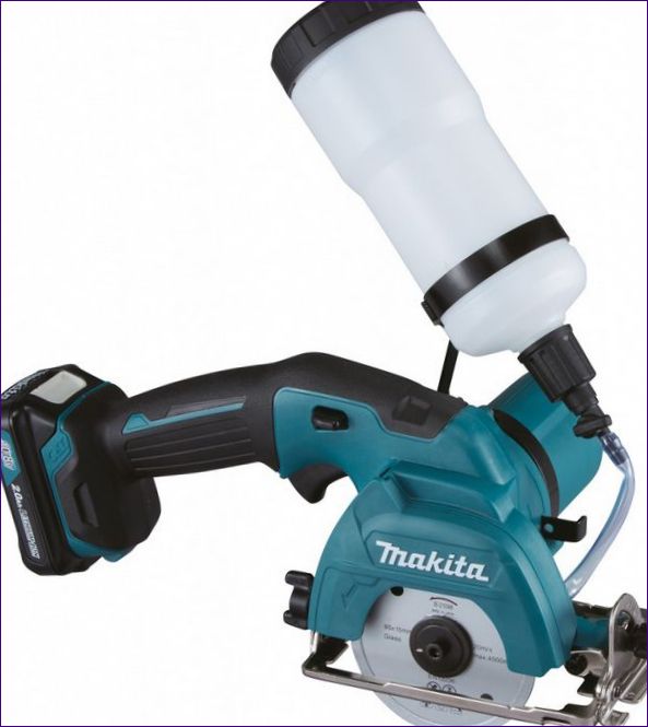 MAKITA CC301DWAE