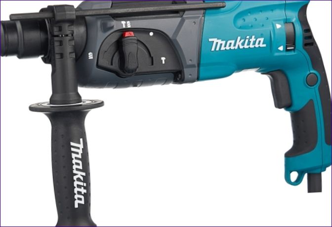 Makita HR2470, 780W