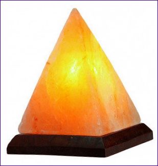 SALT LAMPA STANNA GULD PYRAMID AV HIMALAYASALT 2,5 KG