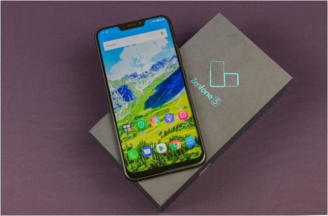 Zenfone 5 med förpackning