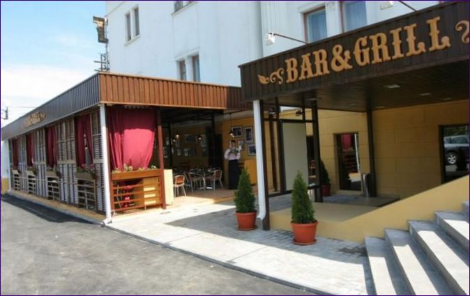 Bar Grill